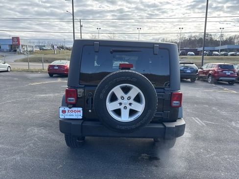 Used 2013 Jeep Wrangler Sport image 7
