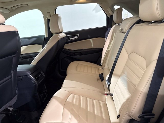 Used 2020 Ford Edge SEL w/ Convenience Package FWD image 14