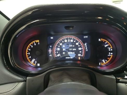 Used 2024 Dodge Durango SXT AWD/4WD image 19