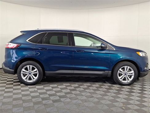 Used 2020 Ford Edge SEL w/ Convenience Package image 10