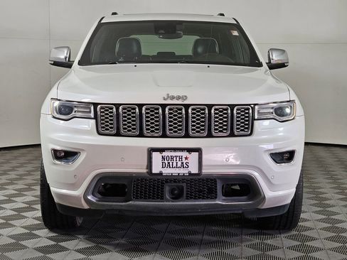 Used 2017 Jeep Grand Cherokee Overland w/ Jeep Active Safety Group image 2