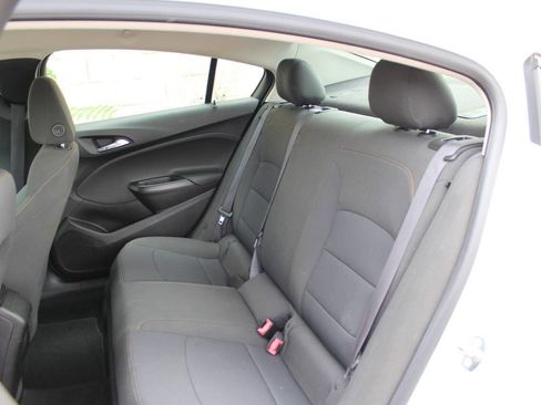 Used 2017 Chevrolet Cruze LS image 14