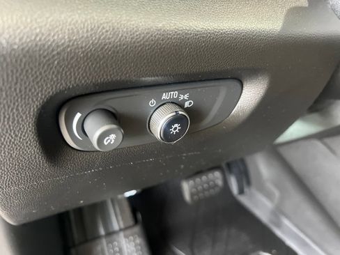 Used 2023 Chevrolet Traverse Premier w/ LPO, Floor Liner Package AWD/4WD image 53