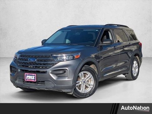Used 2022 Ford Explorer XLT image 1