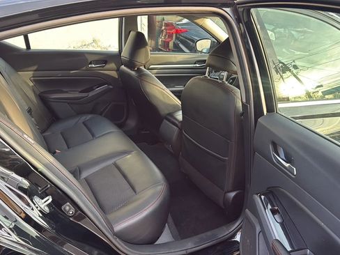 Used 2025 Nissan Altima 2.5 SR image 26