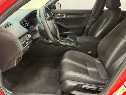 Certified 2025 Honda Civic Sport image 17