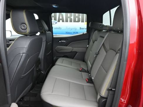 New 2026 Chevrolet Colorado ZR2 w/ Technology Package AWD/4WD image 8
