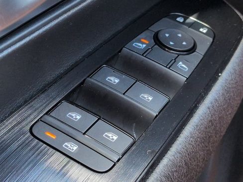 Certified 2026 Nissan Kicks SV FWD image 22