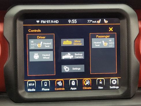 Used 2022 Jeep Gladiator Rubicon w/ Cold Weather Group image 11