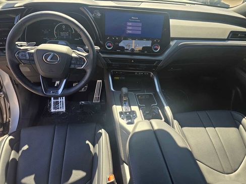 Used 2025 Lexus TX 500h AWD w/ Technology Package image 20