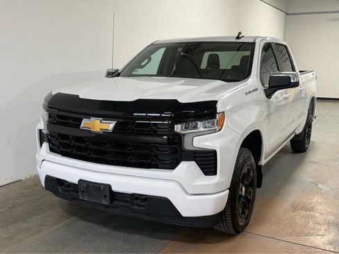 Used 2025 Chevrolet Silverado 1500 LT AWD/4WD image 1