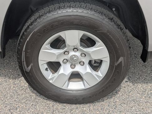 Certified 2025 RAM 1500 Big Horn AWD/4WD image 11
