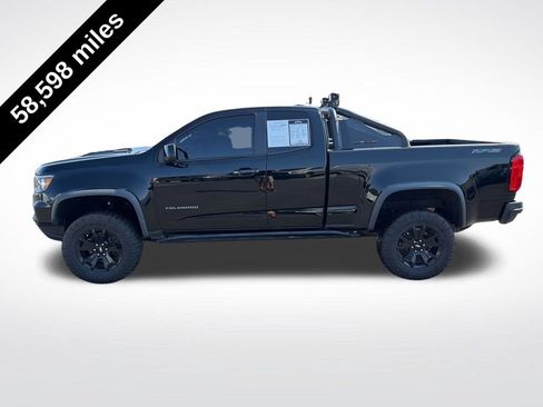 Used 2021 Chevrolet Colorado ZR2 w/ ZR2 Midnight Special Edition AWD/4WD image 3