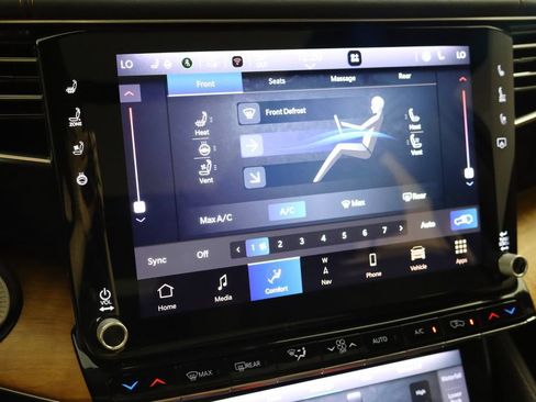 Used 2022 Jeep Grand Wagoneer Series II w/ Premium Group II AWD/4WD image 35
