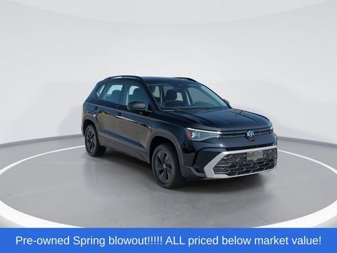Used 2025 Volkswagen Taos S FWD image 2