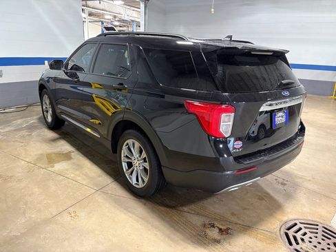 Certified 2023 Ford Explorer XLT w/ Equipment Group 202A image 6