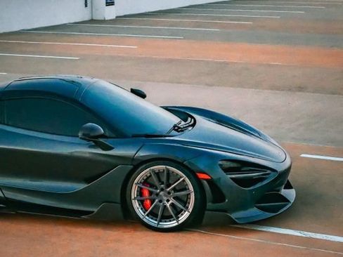 Used 2019 McLaren 720S Performance RWD image 9