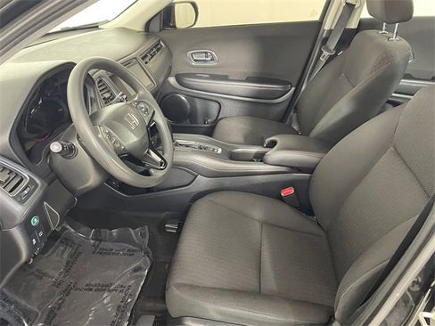 Certified 2017 Honda HR-V EX image 2