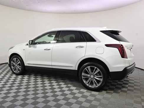 New 2025 Cadillac XT5 Premium Luxury w/ LPO, Floor Liner Package AWD/4WD image 3