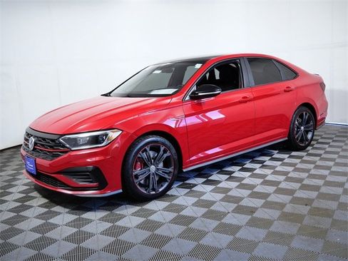 Used 2019 Volkswagen Jetta GLI image 5