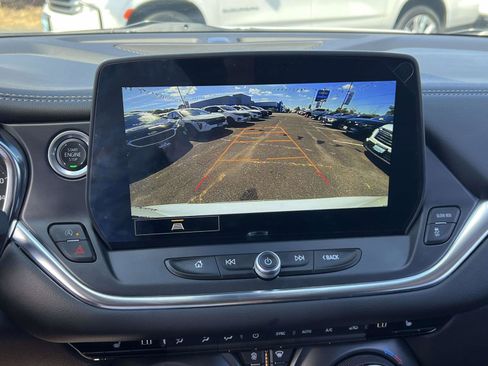 Certified 2025 Chevrolet Blazer LT w/ Convenience Package image 26