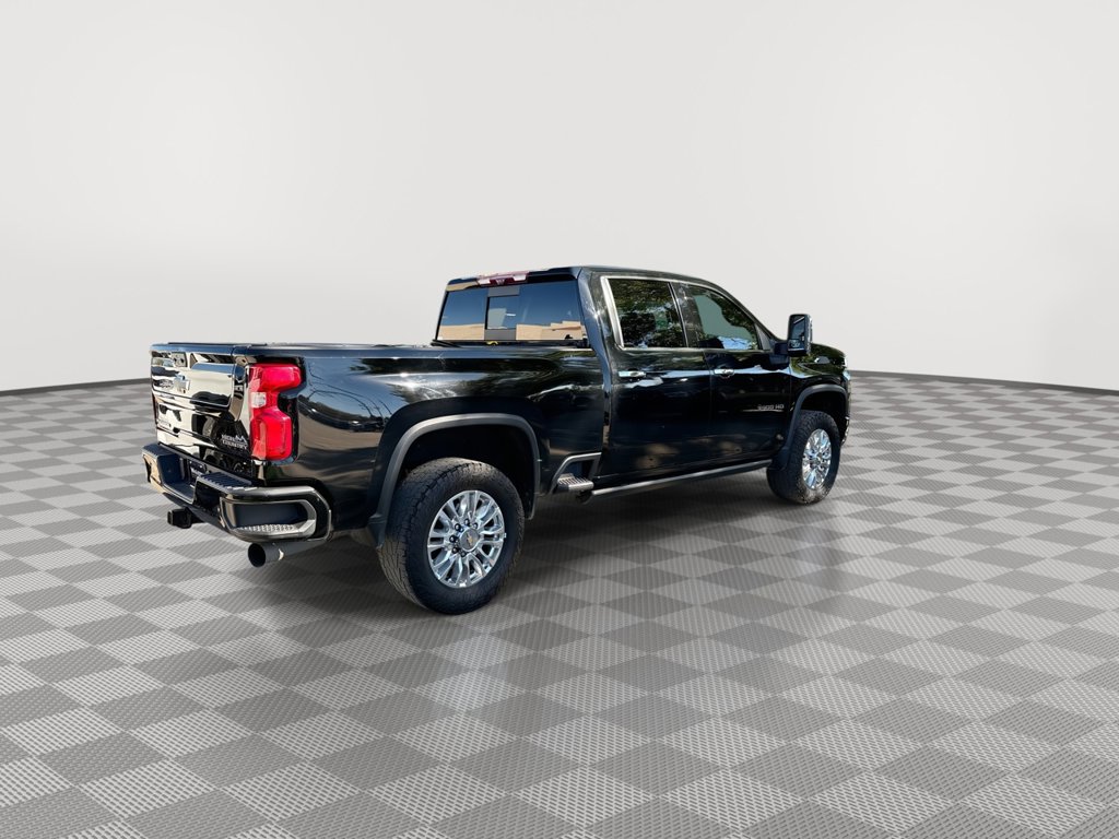 Used 2023 Chevrolet Silverado 3500 High Country AWD/4WD image 11