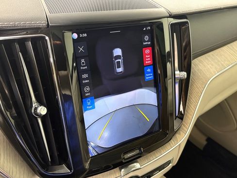 Used 2022 Volvo XC60 B6 Inscription w/ Advanced Package image 28