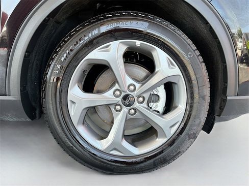 Used 2025 Ford Escape ST-Line image 28