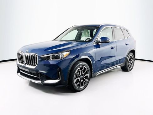 Used 2026 BMW X1 xDrive28i w/ Technology Package AWD/4WD image 3