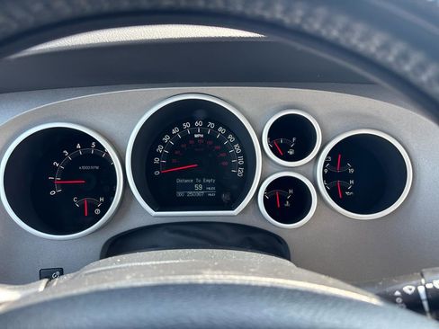 Used 2012 Toyota Tundra Limited w/ Memory Pkg image 15