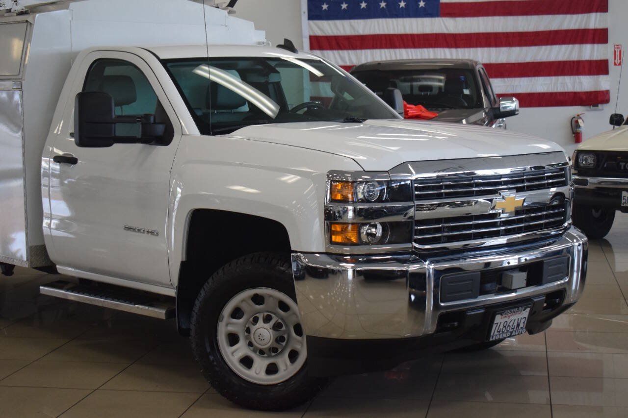 Used 2016 Chevrolet Silverado 3500 W/T RWD image 7
