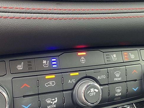 New 2026 Dodge Durango R/T w/ Blacktop Package AWD/4WD image 21