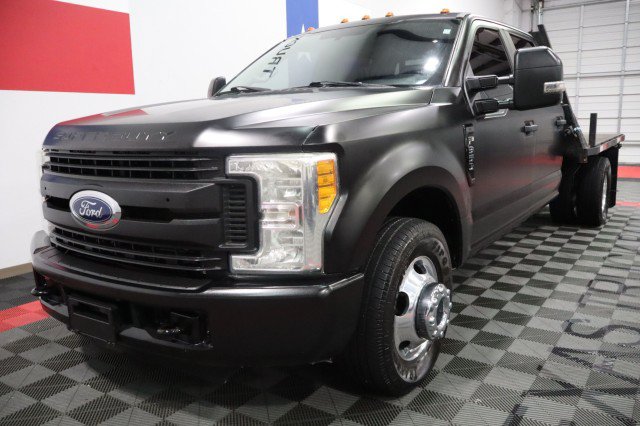 Used 2017 Ford F350 XL w/ Power Equipment Group RWD image 3