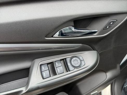 Used 2023 Chevrolet Bolt EUV Premier w/ Sun & Sound Package image 18