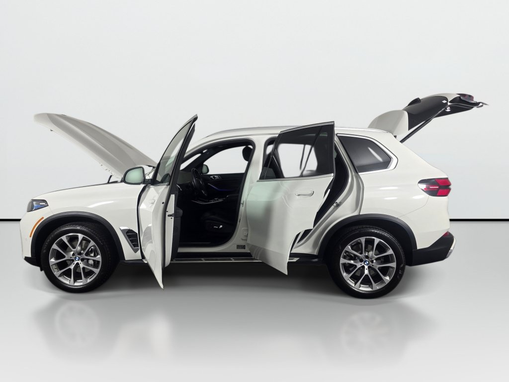 Used 2026 BMW X5 xDrive40i AWD/4WD image 10