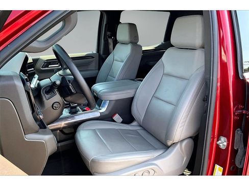 Used 2024 Chevrolet Silverado 1500 LTZ w/ LTZ Convenience Package II AWD/4WD image 22