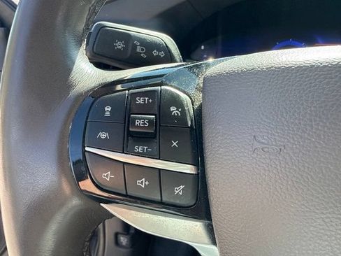 Certified 2023 Ford Explorer Platinum w/ Technology Package AWD/4WD image 26