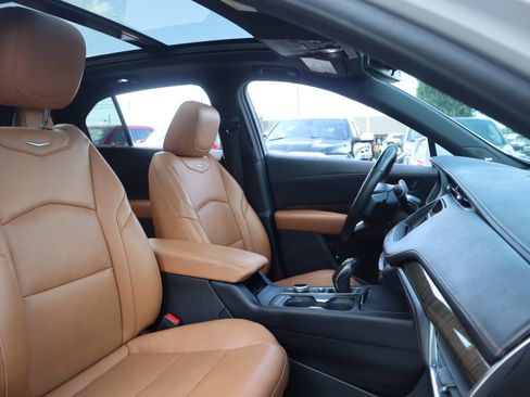 Used 2019 Cadillac XT4 Sport image 35