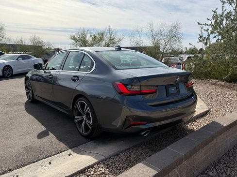 Used 2022 BMW 330i Sedan w/ Premium Package image 5