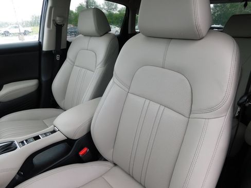 Used 2026 Honda HR-V EX-L image 16