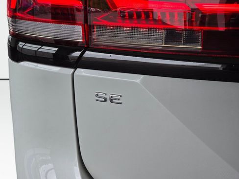 New 2026 Volkswagen Atlas Peak Edition AWD/4WD image 14