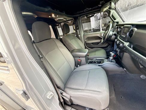 Used 2021 Jeep Wrangler Unlimited Sport S image 31