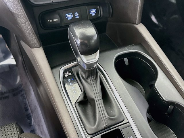 Used 2019 Hyundai Santa Fe SEL FWD image 19