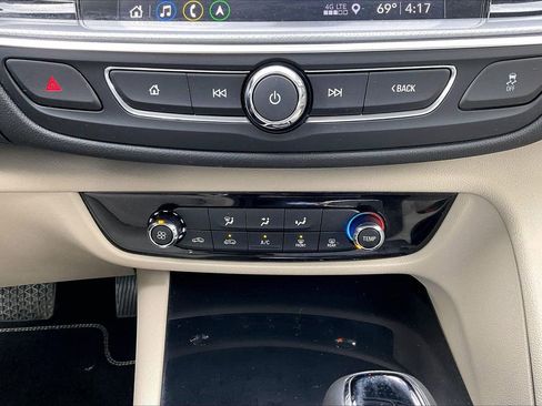 Used 2019 Buick Regal Preferred w/ Sights and Sounds Package image 19