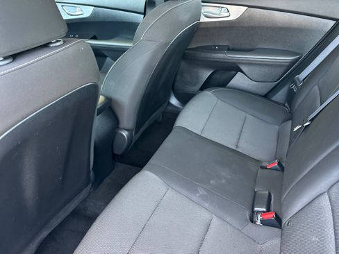 Used 2024 Kia Forte LXS FWD image 12