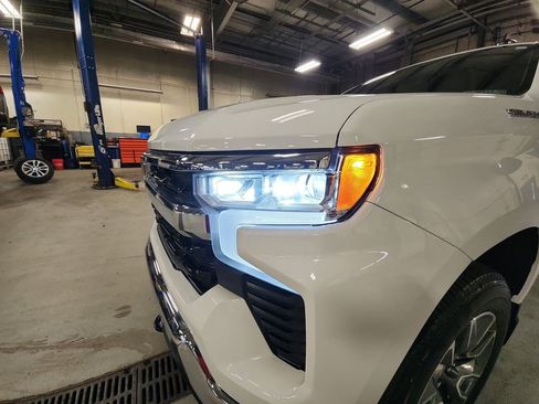 Certified 2025 Chevrolet Silverado 1500 LT AWD/4WD image 29