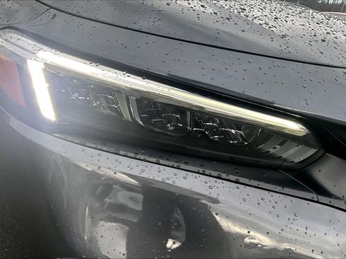 Used 2023 Honda Civic Sport image 26