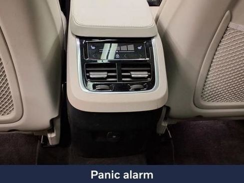 Used 2024 Volvo XC90 B5 Plus w/ Protection Package Premier image 25
