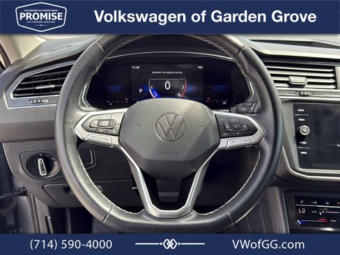 Used 2023 Volkswagen Tiguan SE FWD image 17