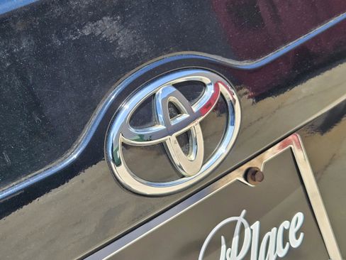Used 2014 Toyota Camry L FWD image 26